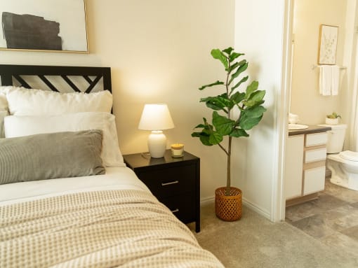 Warm and Cozy Bedroom at Remington Apartments