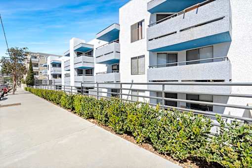 walkway in front of Harbor Terrace Apartments in San Pedro, CA