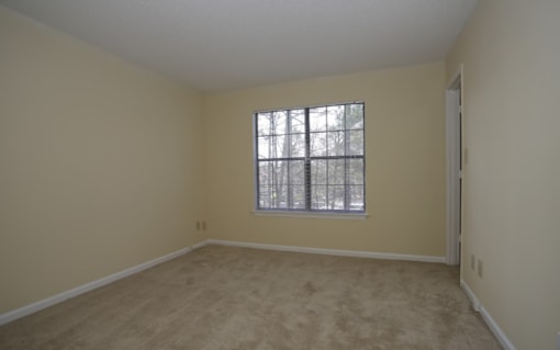 Oak Ridge Trace Apartments | Large Bedrooms