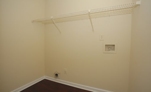 Oak Ridge Trace Apartments | Washer/ Dryer Connections