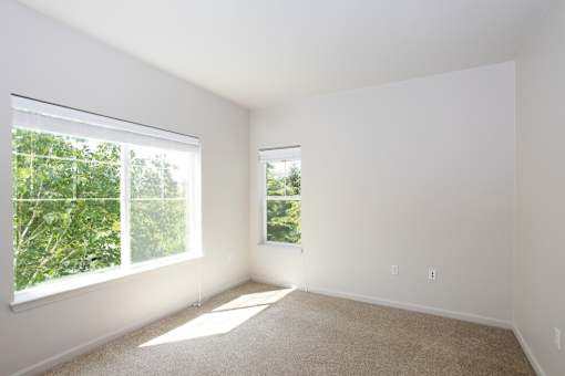 Vacant room at Wilsonville Summit Apartments, Wilsonville 