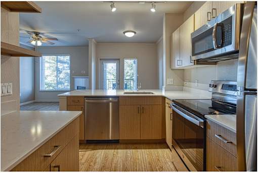 Kitchen with cabinets at Wilsonville Summit Apartments, Wilsonville , 97070