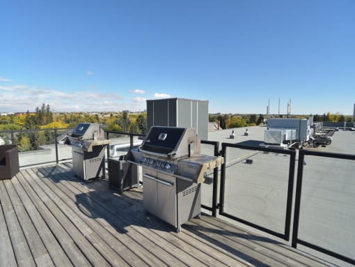 Inglewood 1410 Residential rental apartments rooftop patio BBQ stations