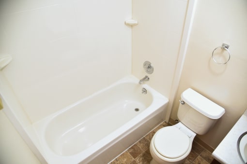 Bathroom With Bathtub at Napa Apartments, Washington, 99207