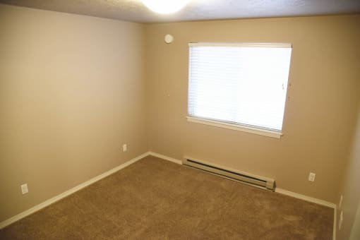 Bedroom at Graymayre Crossing Apartments, Spokane, 99208