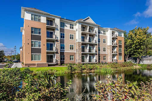 View, pond, Senior Apartment, Senior living, Maplewood, White Bear Lake, Saint Paul, Frost English Silver