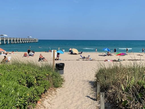 Lake Worth Beach a serene setting for beach days minutes from Madison Terrace Senior Living