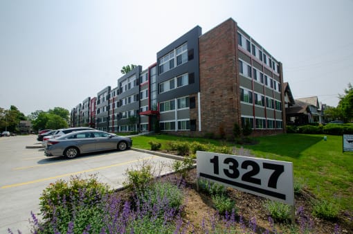 Exterior Lakewood Apartment Thirteen 20 Seven