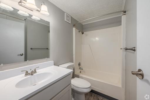 full bathroom