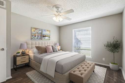 Bedroom With Plenty Of Natural Lights at The Bay Club, Corpus Christi