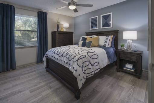 Bedroom with ceiling fan at Saddleworth Green, Florida, 34474