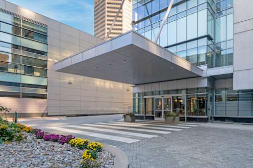 Exterior entrance to Hartford 21