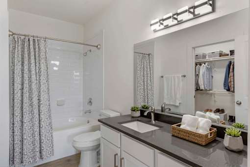 bathroom at Flats on Chapel, Waco, Texas