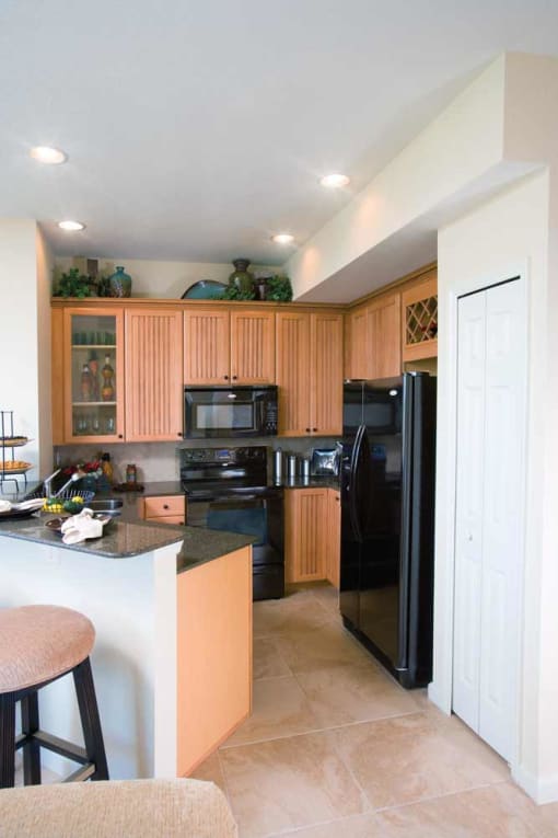 Kitchen - Villa Portofino East