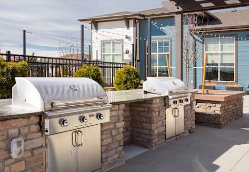 Outdoor Grill Patio with Grills
