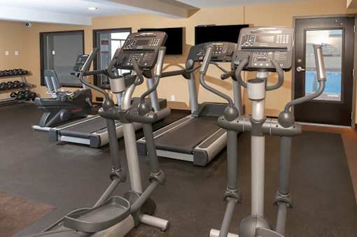 WoodhavenApartmentsMinneapolisMNStateOfTheArtHealthClubFitnessCenterWithGreatEquipmentOptions1