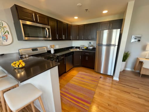 Uptown Regency Kitchen