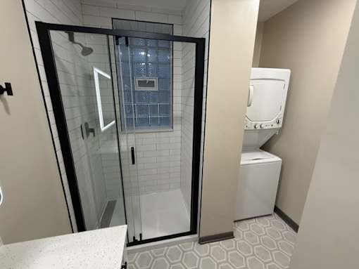 Barry Court In-unit Laundry