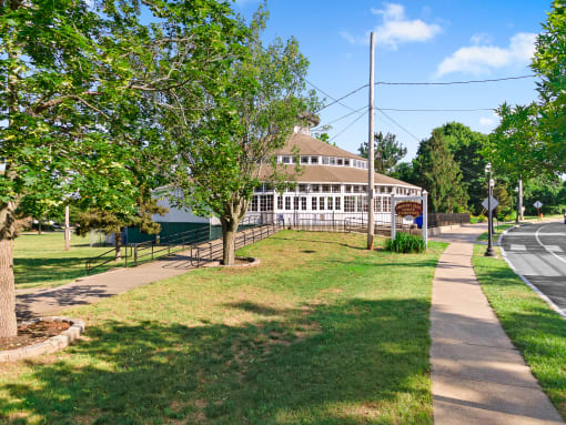 Taymil Waterman Square Apartment Homes East Providence Area