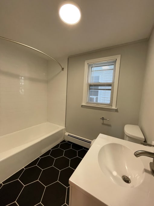 Brook 20R Bath