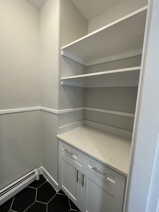 Elm Street Pantry