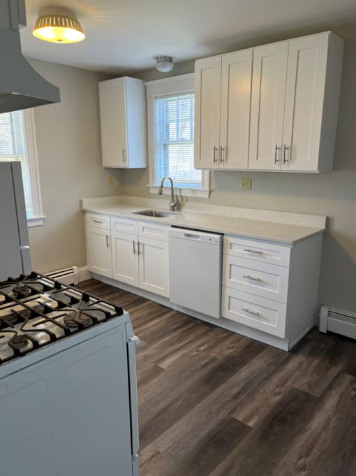 Unit 37-03 Maple Kitchen