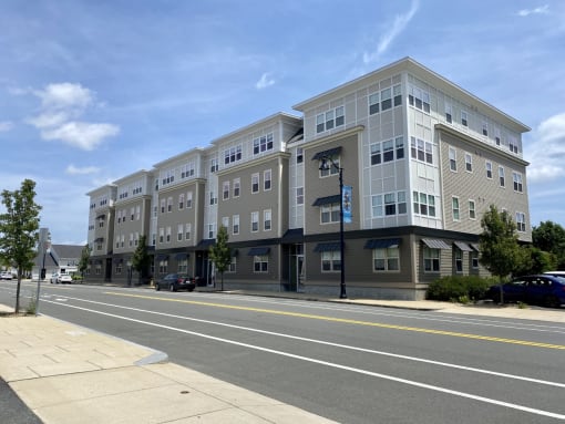 Taymil Burnham Building Exterior