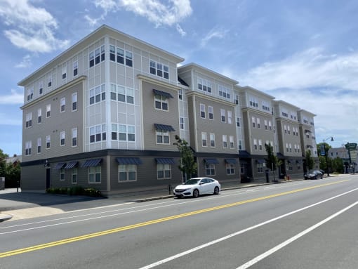 Taymil Burnham Building Exterior