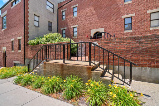 apartments heart of the city downtown providence college hill pool river waterfront walkable RISD  Brown university  walkable route 95 195 luxury quartz spacious balcony dishwasher stainless steel