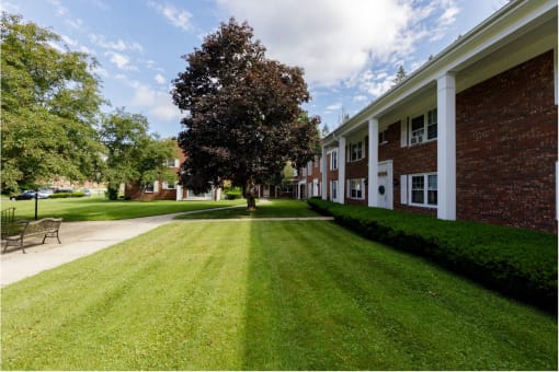 Taymil Woodruff Court Exterior