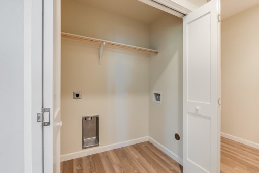 2 bedroom - closet with laundry room hookups