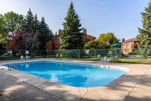 seasonal pool