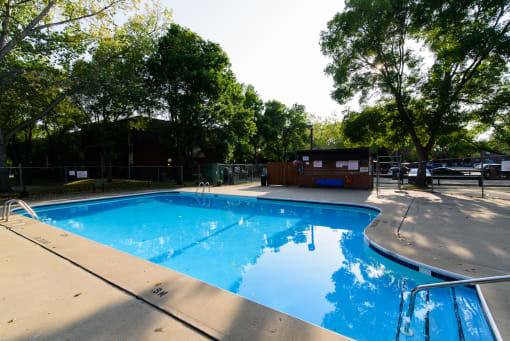 seasonal pool