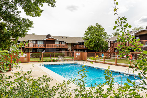 seasonal pool