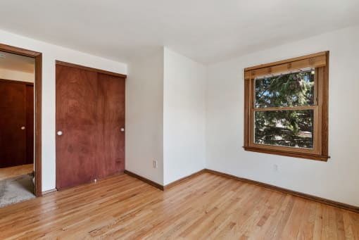 Mohawk Townhomes Bedroom