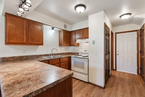 Mohawk Townhomes Kitchen