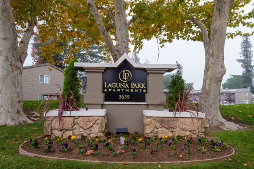 Laguna Park Landmarker Sign