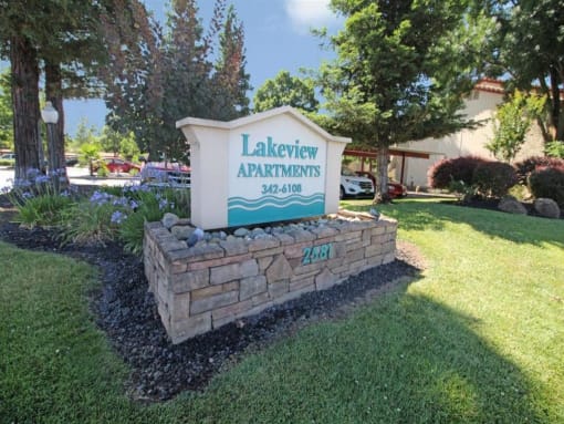 LV Monument Sign
