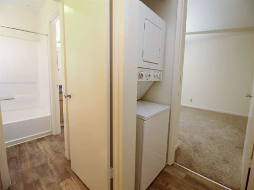 Model - Laundry