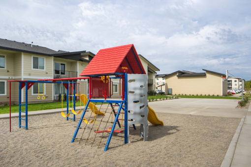 Bluegrass Farms Apartments