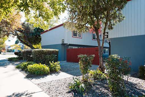Garage at I Street Apartments, Davis, California