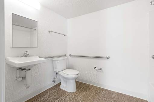 Bathroom at Pin Yuen, Sacramento