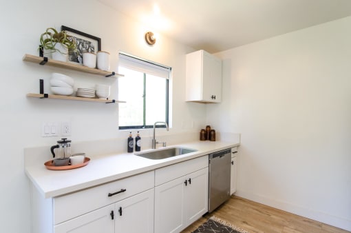 One Bedroom Kitchen