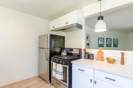 One Bedroom Kitchen