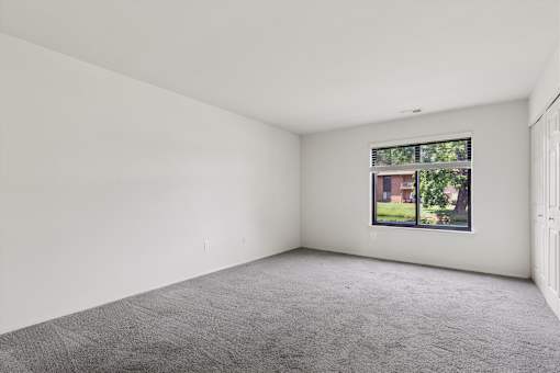 Empty Room at The Lakes, Allentown, PA