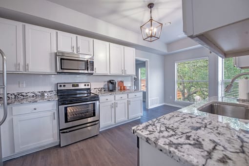 Kitchen Appliances at Barton Creek Villas, Austin, TX, 78735
