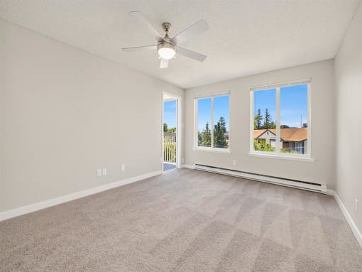 Bedroom with Balcony