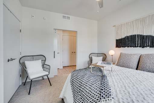 bedroom with a bed at The Shale, Minneapolis