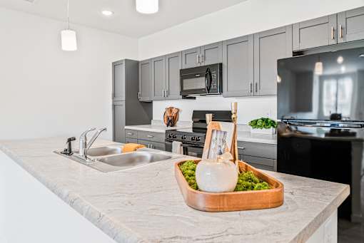 Granite Countertop at Union at Oak Grove, Howell, MI