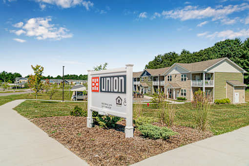 Property Signage at Union at Oak Grove, Howell, Michigan